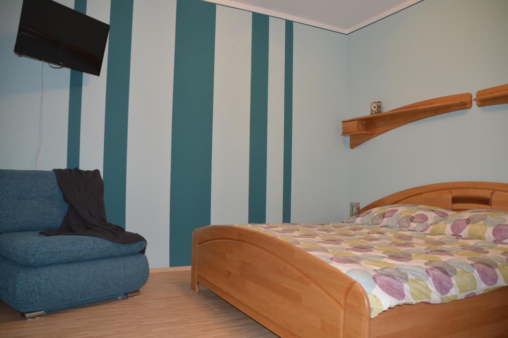Ferienwohnung Familie Stuhr Staatz Bagian luar foto